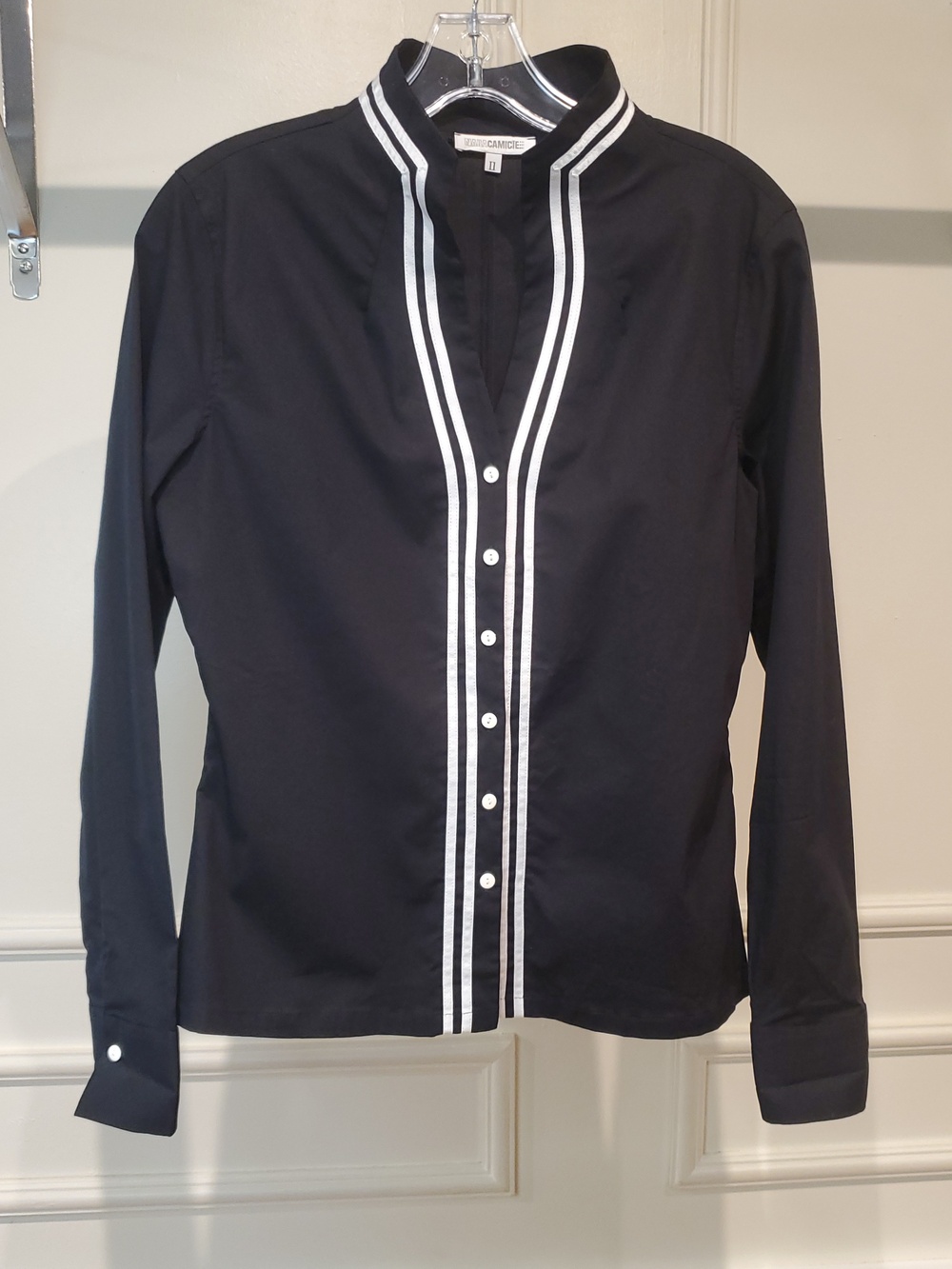 NaraCamicie Itilian Designer Black Blouse White Double-Stripe Trim Size II (M)